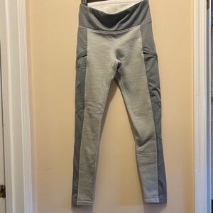 Athleta women’s fleece-lined/quickdry Gray Leggings